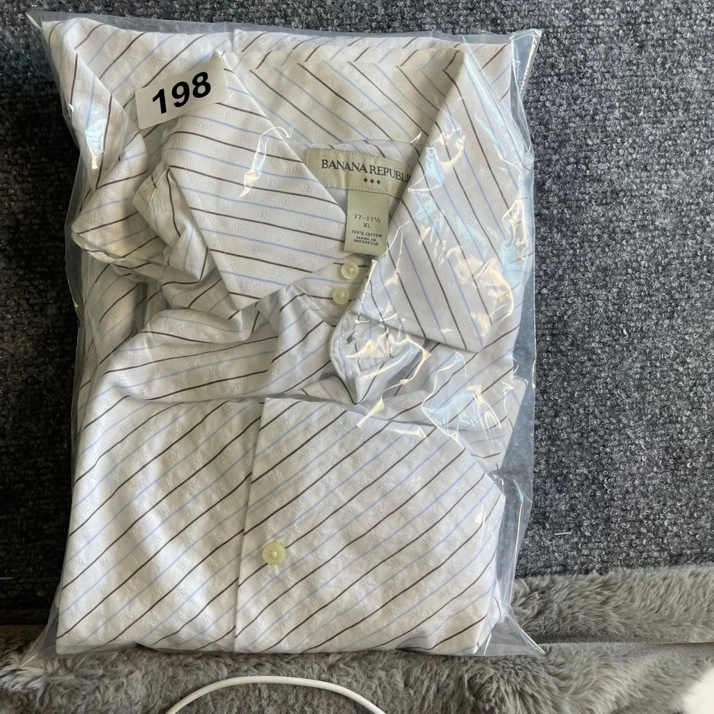 Banana Republic Mens XL White Diagonal Stripe Dobby‎ Cotton Button Down Shirt
